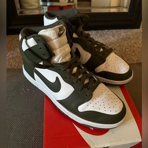 Nike Dunk High Khaki Green